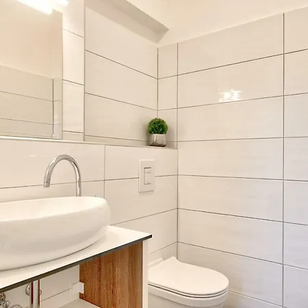 Villa 9 Bedroom In Medulin