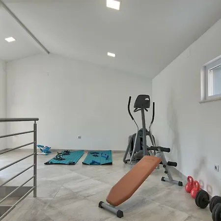 Willa 9 Bedroom In *