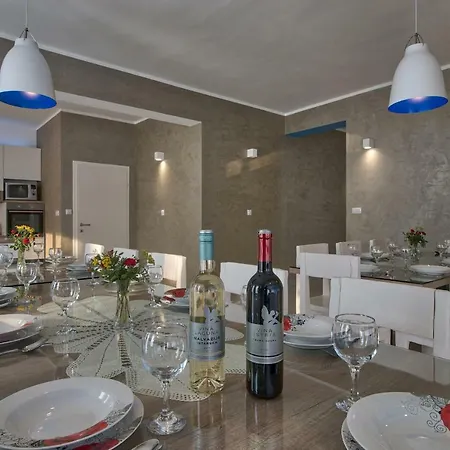 9 Bedroom In Medulin