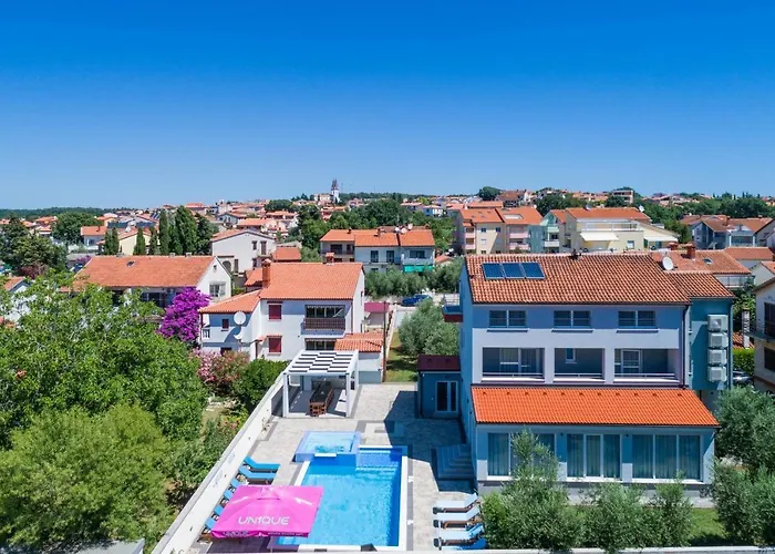 9 Bedroom In 빌라 메덜린