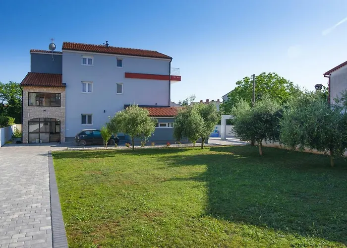 빌라 9 Bedroom In *