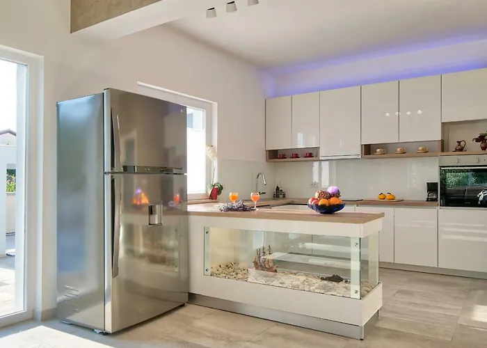 9 Bedroom In 빌라 메덜린